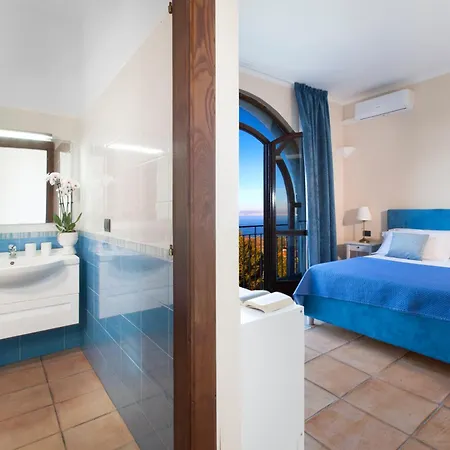 Villa Sirentum Seaview Pool & *