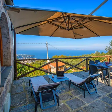 Villa Sirentum Seaview Pool & *