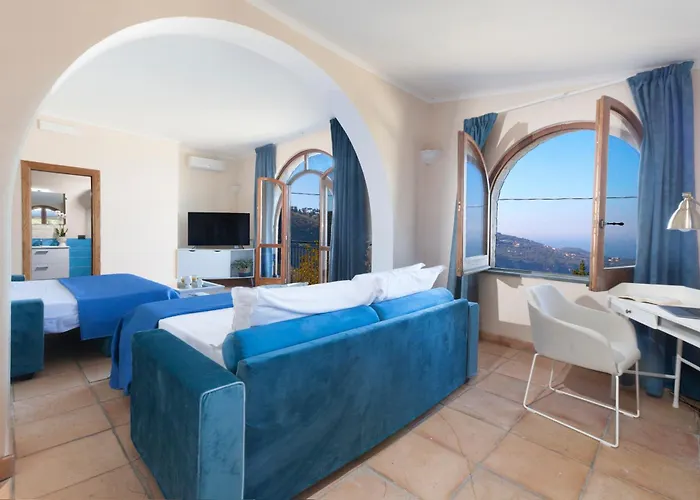 Sirentum Seaview Pool & *