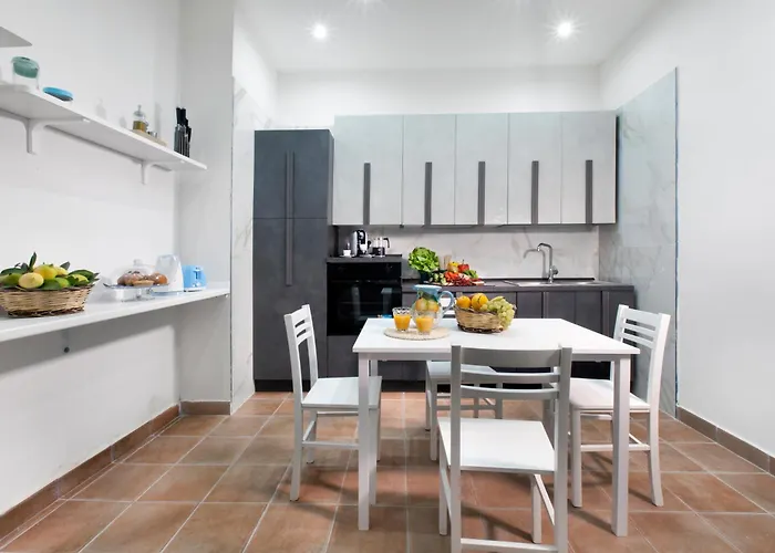 别墅 Sirentum Seaview Pool &