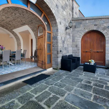 Sirentum Seaview Pool & Villa Sorrente