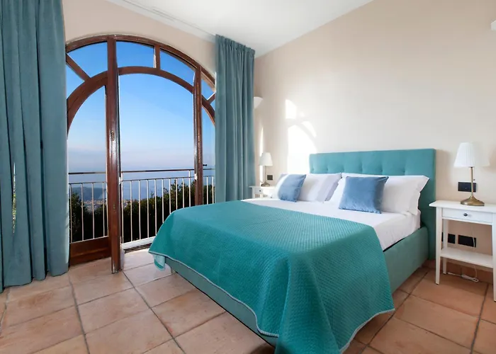 Sirentum Seaview Pool & Sorrente